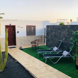 https://casa-oliver.in-canary-islands.com