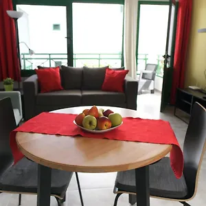 https://portonovo-casa-martin.puertodelcarmen-hotels.org