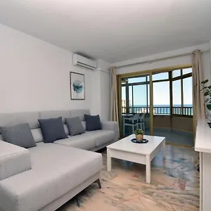 https://apartamento-vistas-al-mar-y-piscina.1costadelsol.com