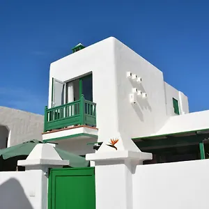 https://ave-paraiso.puertodelcarmen-hotels.org